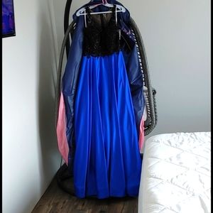Prom dress (unworn) size:8 Black/Royal blue